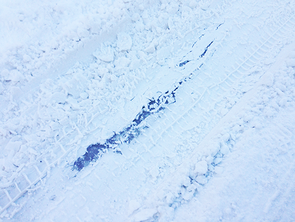 滑りやすい雪道