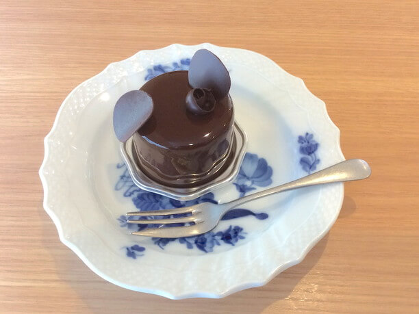 カカオスポンジを使ったチョコレートケーキ
